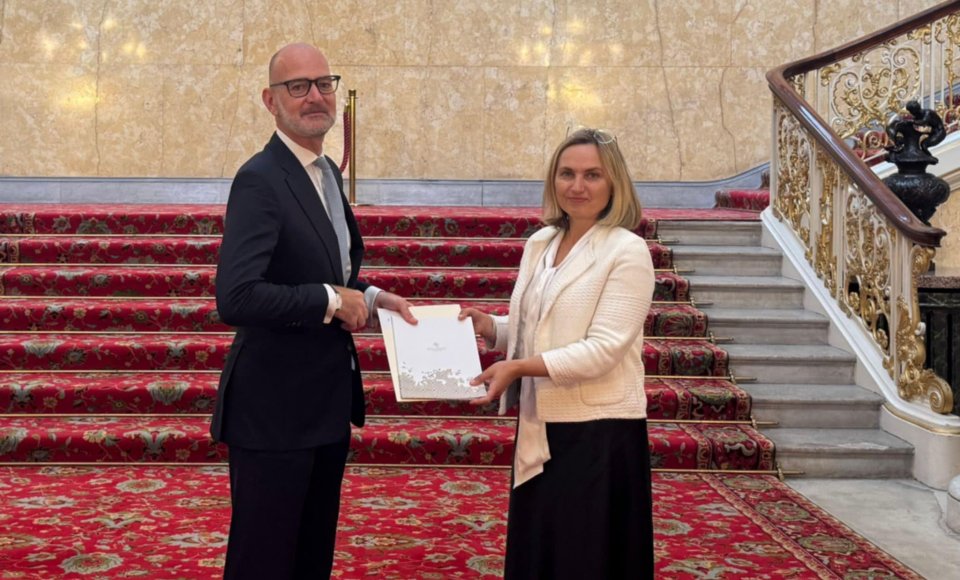 Lietuvos ambasadorė Jungtinėje Karalystėje įteikė skiriamųjų raštų kopijas